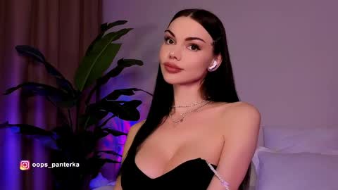 Snapshot of kira_mmr chatting on 05/03/26, 07:31 Kira and friends online show from 05/03/26, 07:31