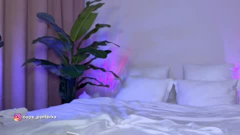 Snapshot of kira_mmr chatting on 05/27/26, 04:04 Kira and friends online show from 05/27/26, 04:04