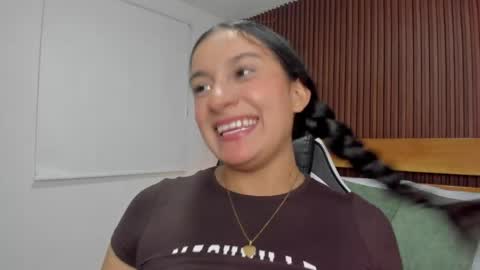 K I R A online show from 05/06/26, 03:39