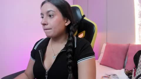K I R A online show from 05/20/26, 11:05