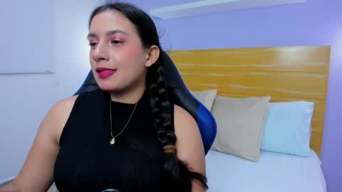 K I R A online show from 05/26/26, 01:56