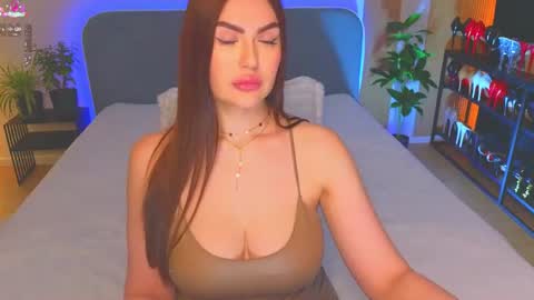 Snapshot of kira_sexxx chatting on 07/19/26, 12:58 Kira online show from 07/19/26, 12:58