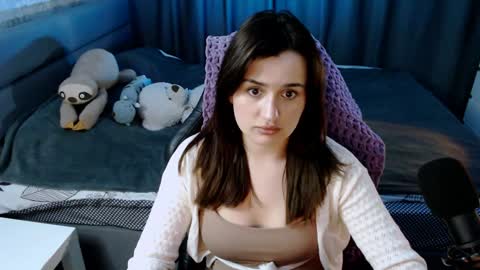 Kira  follow me  online show from 02/06/25, 02:15