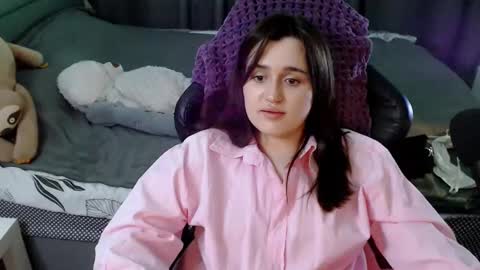 Kira  follow me  online show from 02/14/25, 04:47