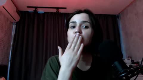 Kira  follow me  online show from 05/16/26, 12:18