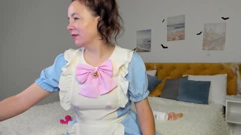 Snapshot of kiraadamss chatting on 11/02/25, 01:08 kiraadamss online show from 11/02/25, 01:08