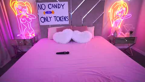 Snapshot of kiracandys chatting on 10/30/25, 08:53 Kira online show from 10/30/25, 08:53