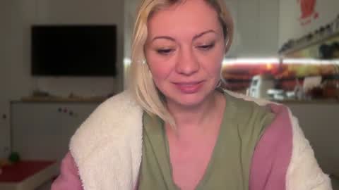 KiraDivine online show from 02/26/25, 07:27