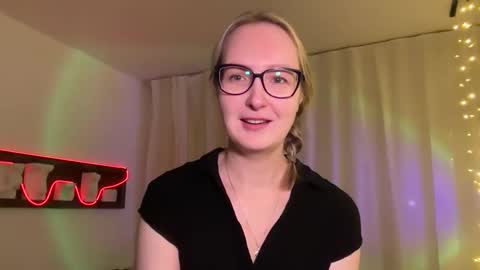 KiraFatex online show from 09/12/25, 06:08