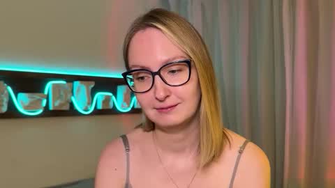 KiraFatex online show from 09/13/25, 05:02