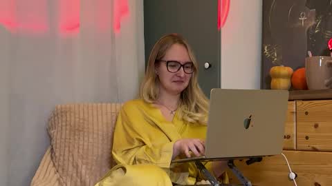 KiraFatex online show from 11/13/25, 08:08