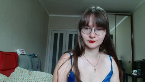 KiraGoldens online show from 06/02/26, 06:15