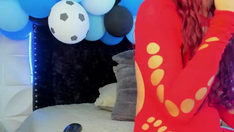 kirakeyhot online show from 06/18/26, 07:29