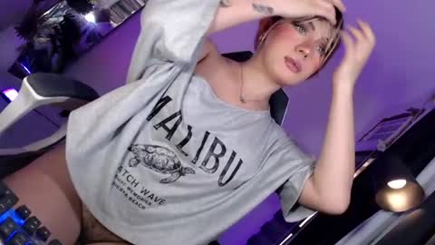 Its your girl KIRA online show from 06/25/26, 02:11