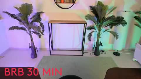 Snapshot of kiramontoyaa chatting on 03/09/25, 08:10 Kira online show from 03/09/25, 08:10