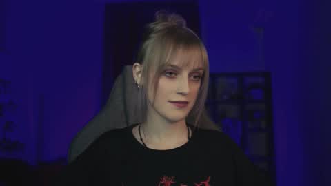 Snapshot of kiramontoyaa chatting on 02/03/26, 02:53 Kira online show from 02/03/26, 02:53