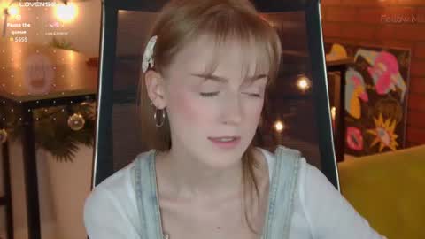 Snapshot of kiramontoyaa chatting on 06/27/26, 08:47 Kira online show from 06/27/26, 08:47
