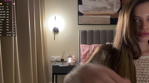 Snapshot of kiramystery chatting on 12/06/24, 01:44 Kira online show from 12/06/24, 01:44