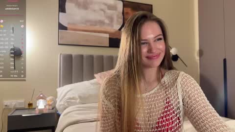 Snapshot of kiramystery chatting on 01/24/25, 05:32 Kira online show from 01/24/25, 05:32