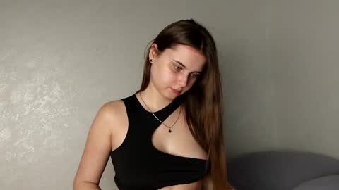 Emily online show from 04/07/26, 11:21