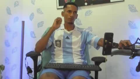Snapshot of kiran_01 chatting on 10/27/25, 10:58 kiran_01 online show from 10/27/25, 10:58