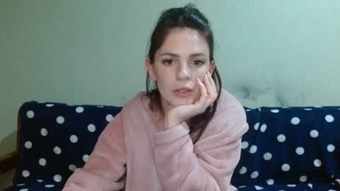 Snapshot of kirapriz410435 chatting on 06/18/26, 08:24 Kira online show from 06/18/26, 08:24