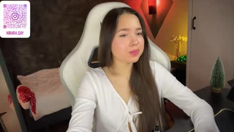 Snapshot of kirarasay chatting on 12/24/24, 11:49 Kira online show from 12/24/24, 11:49