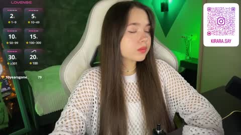 Snapshot of kirarasay chatting on 01/08/25, 10:26 Kira online show from 01/08/25, 10:26