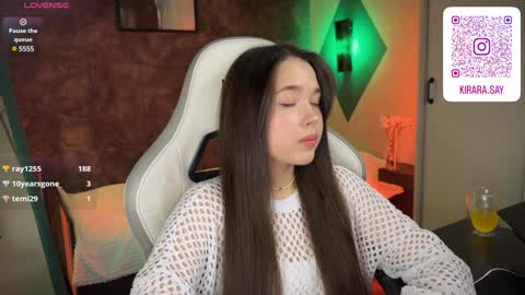 Snapshot of kirarasay chatting on 01/22/25, 10:18 Kira online show from 01/22/25, 10:18