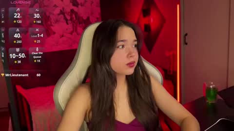 Snapshot of kirarasay chatting on 02/14/25, 08:52 Kira online show from 02/14/25, 08:52