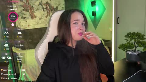 Snapshot of kirarasay chatting on 02/22/25, 12:19 Kira online show from 02/22/25, 12:19