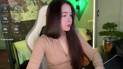 Snapshot of kirarasay chatting on 03/03/25, 08:16 Kira online show from 03/03/25, 08:16