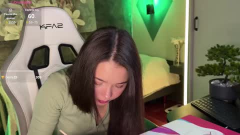 Snapshot of kirarasay chatting on 03/07/25, 12:45 Kira online show from 03/07/25, 12:45