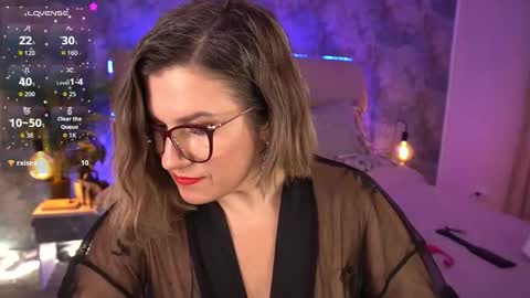 Snapshot of kiraroxx chatting on 03/22/26, 10:57 Kira online show from 03/22/26, 10:57