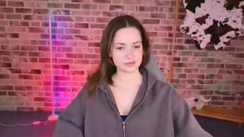 kiravair online show from 03/18/26, 12:19