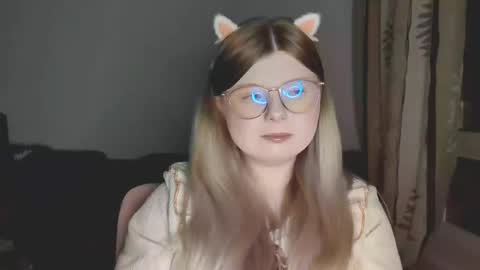 Snapshot of kirayume chatting on 05/19/26, 06:14 KiraYume online show from 05/19/26, 06:14