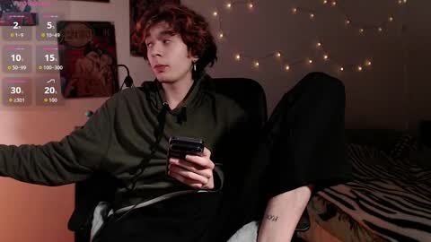 Snapshot of kiriae21 chatting on 02/21/26, 07:26 Alan online show from 02/21/26, 07:26