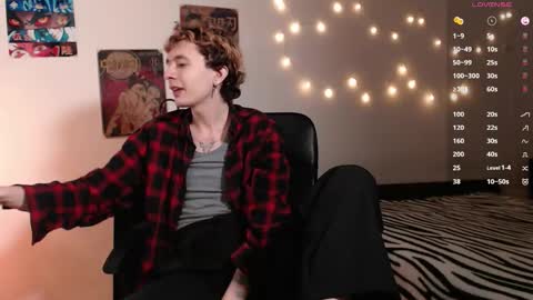 Snapshot of kiriae21 chatting on 03/11/26, 05:19 Alan online show from 03/11/26, 05:19