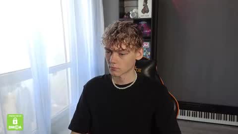 Kirill and Andrey online show from 09/12/25, 11:32