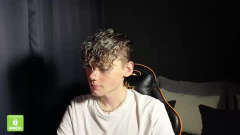 Snapshot of kirill_20_cm chatting on 12/21/25, 10:50 Kirill and Andrey online show from 12/21/25, 10:50