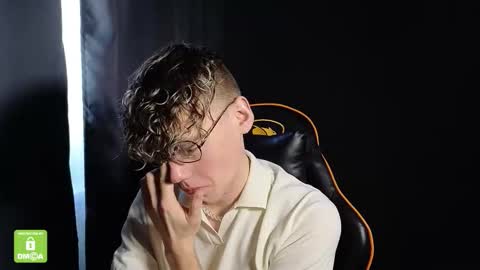 Snapshot of kirill_20_cm chatting on 01/07/26, 11:12 Kirill and Andrey online show from 01/07/26, 11:12