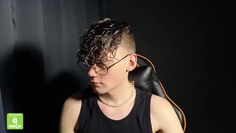 Snapshot of kirill_20_cm chatting on 01/09/26, 03:26 Kirill and Andrey online show from 01/09/26, 03:26