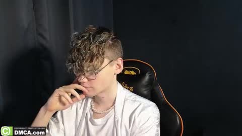 Snapshot of kirill_20_cm chatting on 02/04/26, 02:06 Kirill and Andrey online show from 02/04/26, 02:06