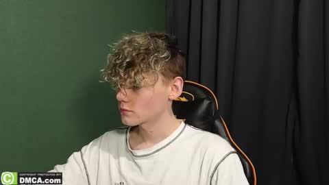 Snapshot of kirill_20_cm chatting on 02/07/26, 06:28 Kirill and Andrey online show from 02/07/26, 06:28