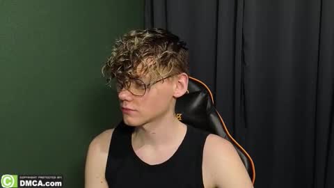 Snapshot of kirill_20_cm chatting on 02/13/26, 10:28 Kirill and Andrey online show from 02/13/26, 10:28