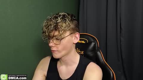 Snapshot of kirill_20_cm chatting on 02/15/26, 12:07 Kirill and Andrey online show from 02/15/26, 12:07