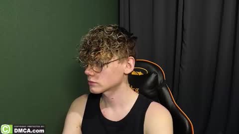 Snapshot of kirill_20_cm chatting on 02/15/26, 03:20 Kirill and Andrey online show from 02/15/26, 03:20