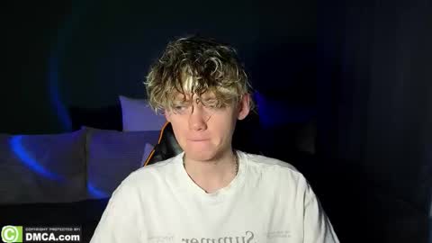 Snapshot of kirill_20_cm chatting on 03/05/26, 02:46 Kirill and Andrey online show from 03/05/26, 02:46