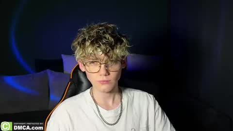 Snapshot of kirill_20_cm chatting on 03/07/26, 09:12 Kirill and Andrey online show from 03/07/26, 09:12