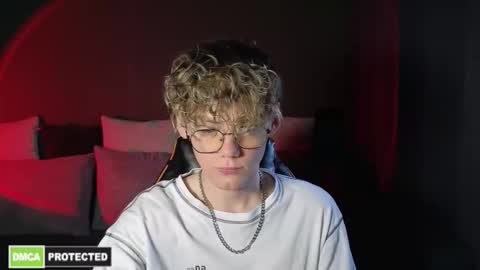 Snapshot of kirill_20_cm chatting on 03/23/26, 05:55 Kirill and Andrey online show from 03/23/26, 05:55